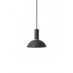 Fotografia, na której jest Lampa COLLECT Socket Pendant - ferm LIVING | niska