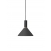 Fotografia, na której jest Lampa COLLECT Socket Pendant - ferm LIVING | niska