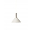 Fotografia, na której jest Klosz Cone Shade do lampy COLLECT - ferm LIVING