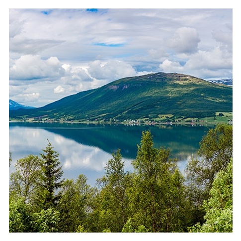 Fotografia, na której jest Fototapeta REBEL WALLS | SCANDINAVIA Horizon