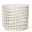 Fotografia, na której jest Kosz ceramiczny - ferm LIVING | off-white